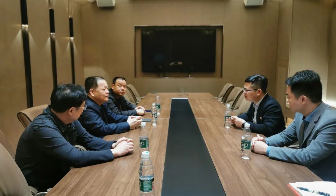 中庭黨建 | 南寧市工商聯(lián)牽線搭橋，集團與南寧茂名商會兩新黨組織聯(lián)姻